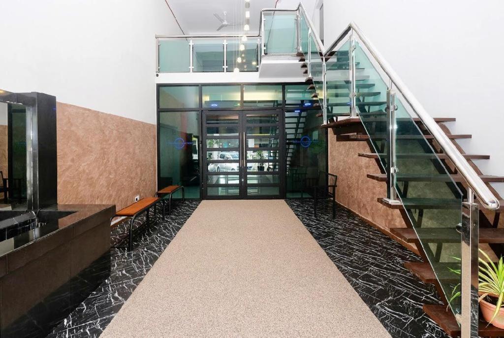Atabara Boutique Hotel Куантан Экстерьер фото