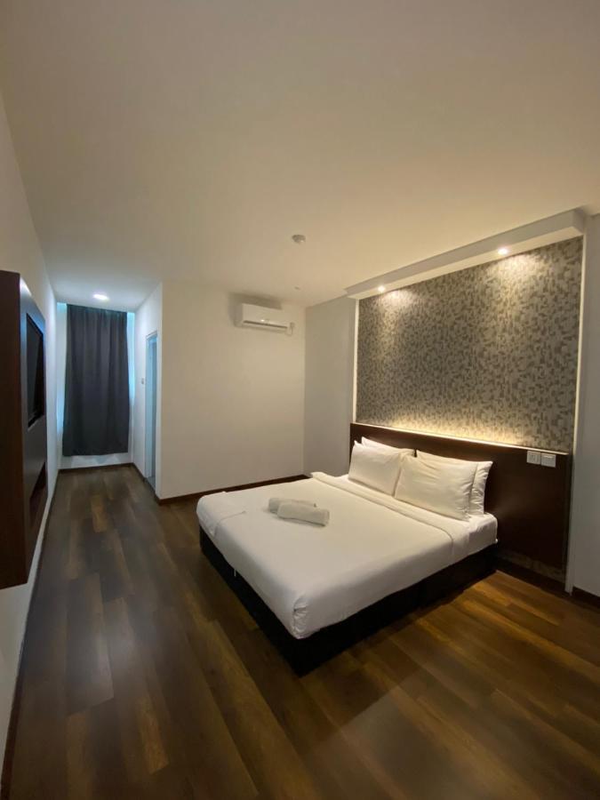 Atabara Boutique Hotel Куантан Экстерьер фото