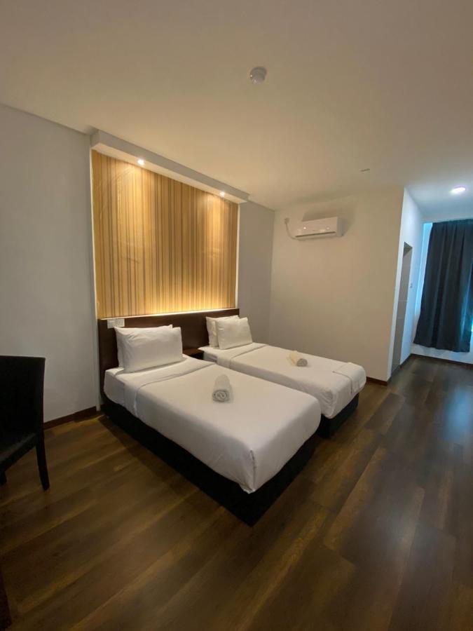 Atabara Boutique Hotel Куантан Экстерьер фото