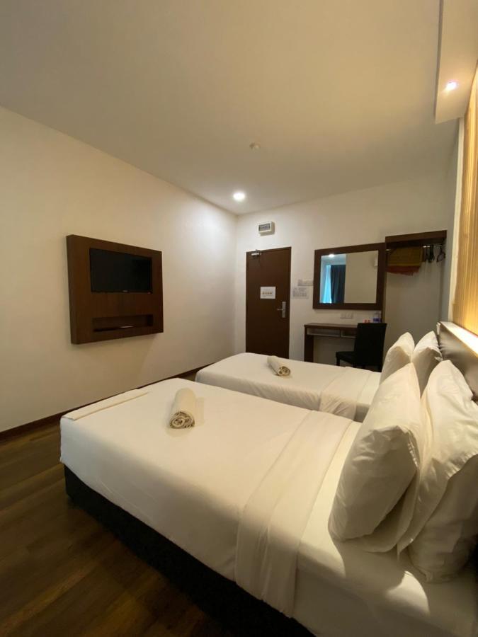 Atabara Boutique Hotel Куантан Экстерьер фото