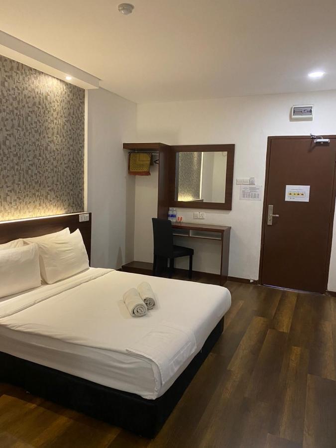 Atabara Boutique Hotel Куантан Экстерьер фото