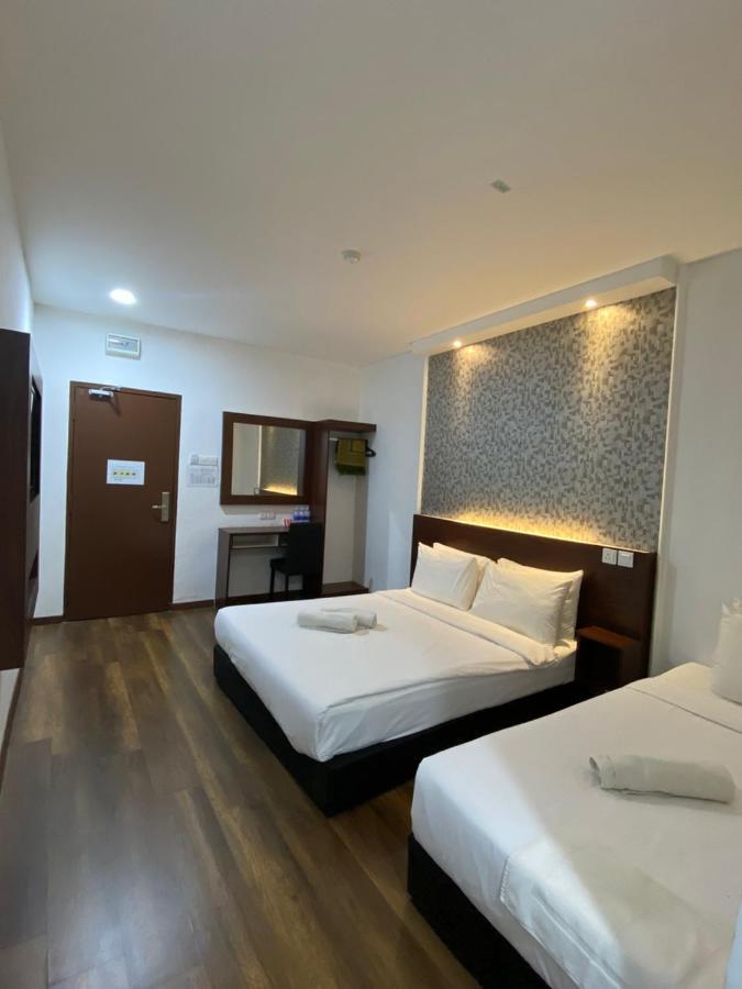 Atabara Boutique Hotel Куантан Экстерьер фото