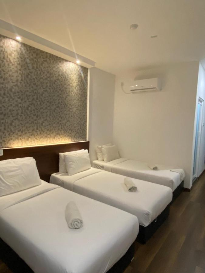 Atabara Boutique Hotel Куантан Экстерьер фото